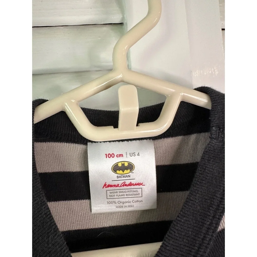 Hanna Andersson Size 100 4-5 Black & Gray Striped Batman Pajamas LJs Cracked
